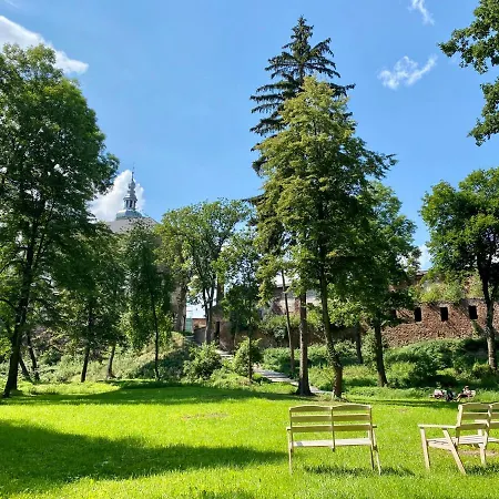 Zamek Sarny - Schloss Scharfeneck * Kłodzko