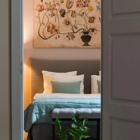 Zamek Sarny - Schloss Scharfeneck Kłodzko