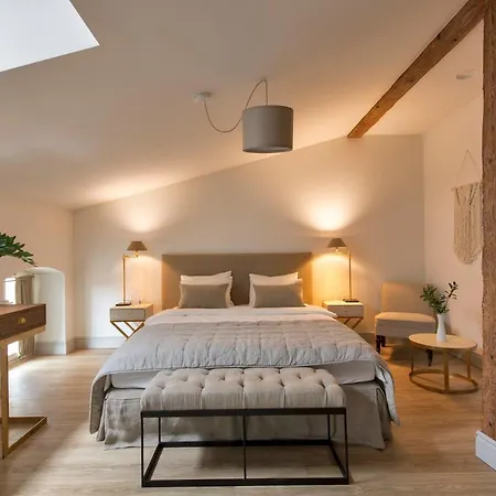 Hotel Zamek Sarny - Schloss Scharfeneck