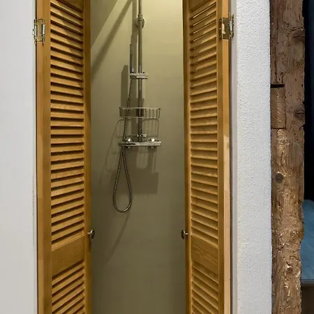 Zamek Sarny - Schloss Scharfeneck *