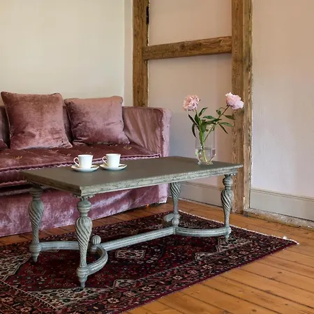 Zamek Sarny - Schloss Scharfeneck Kłodzko