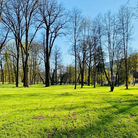 Zamek Sarny - Schloss Scharfeneck Kłodzko