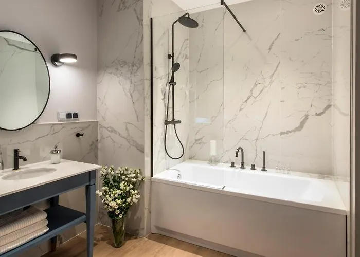 Hotel Zamek Sarny - Schloss Scharfeneck