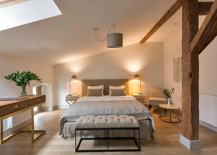 Hotel Zamek Sarny - Schloss Scharfeneck