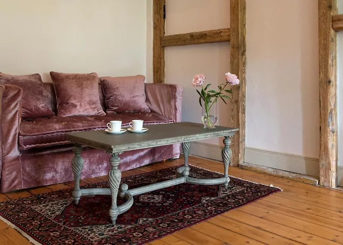 Zamek Sarny - Schloss Scharfeneck Kłodzko