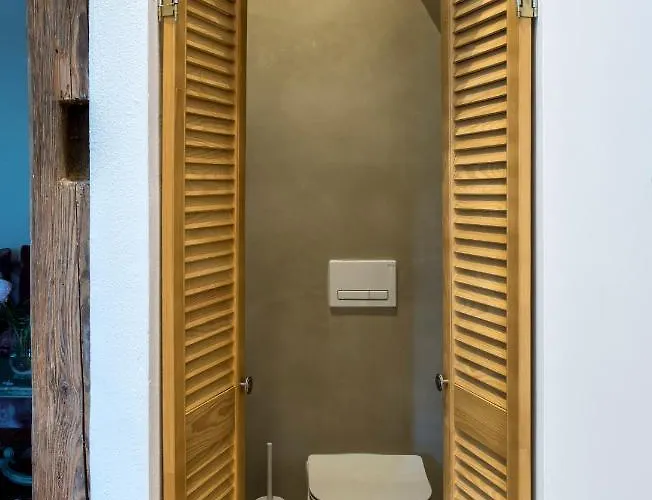 Zamek Sarny - Schloss Scharfeneck Hotel *